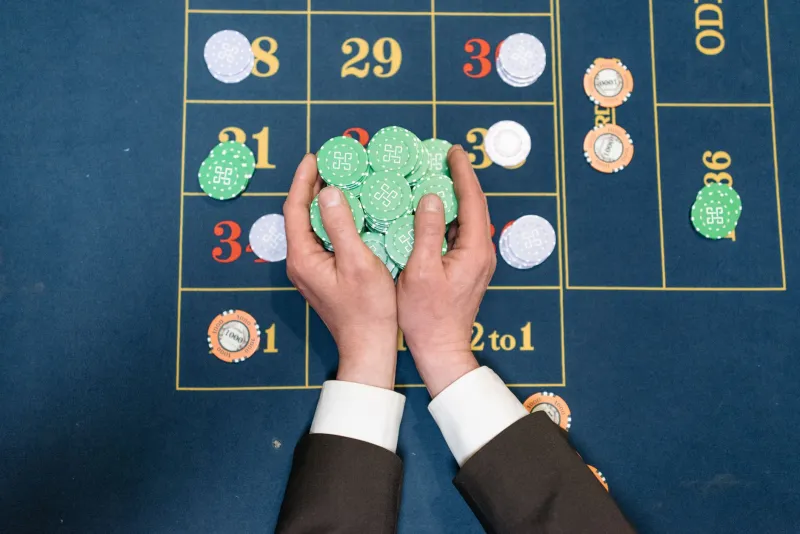 Both Sides, Bad Math: The Uncomfortable Truth About Arbing Across Offshore Books